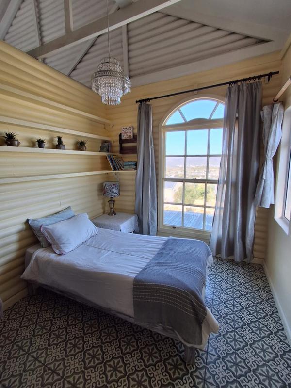 To Let 5 Bedroom Property for Rent in San Michel Western Cape